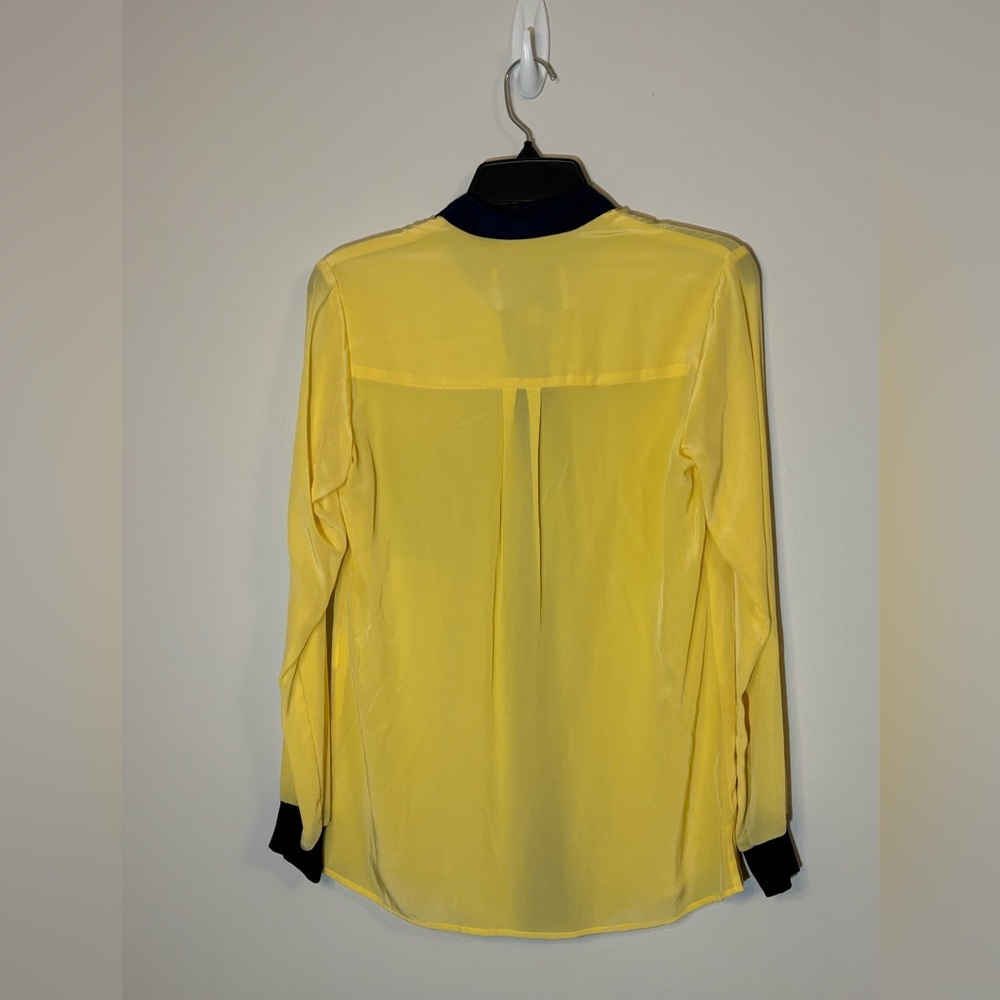 Amour Vert Yellow Color Button Down Blouse with Pocket 100% Silk Small S - Picture 3 of 8